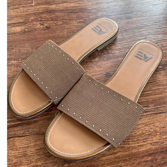 American Eagle Shoes - NEW American Eagle Sandals Slip On Brown Slides Flats Wide Strap Womens Size 9